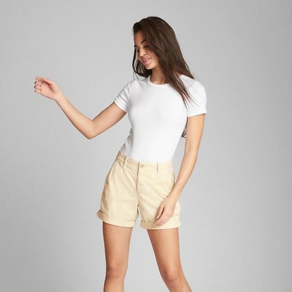 GAP 5" Girlfriend Chino Shorts Size 00 New - Picture 3 of 4